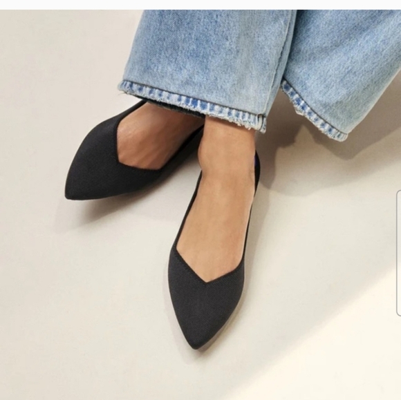Rothy's The Point II Black Flats Size 9.5 EXCELLENT CONDITION - Picture 1 of 10